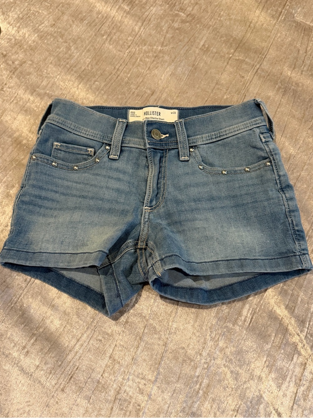 Hollister Shorts size 000